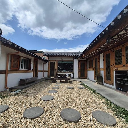 Jeonju Tosarang Guesthouse Bagian luar foto