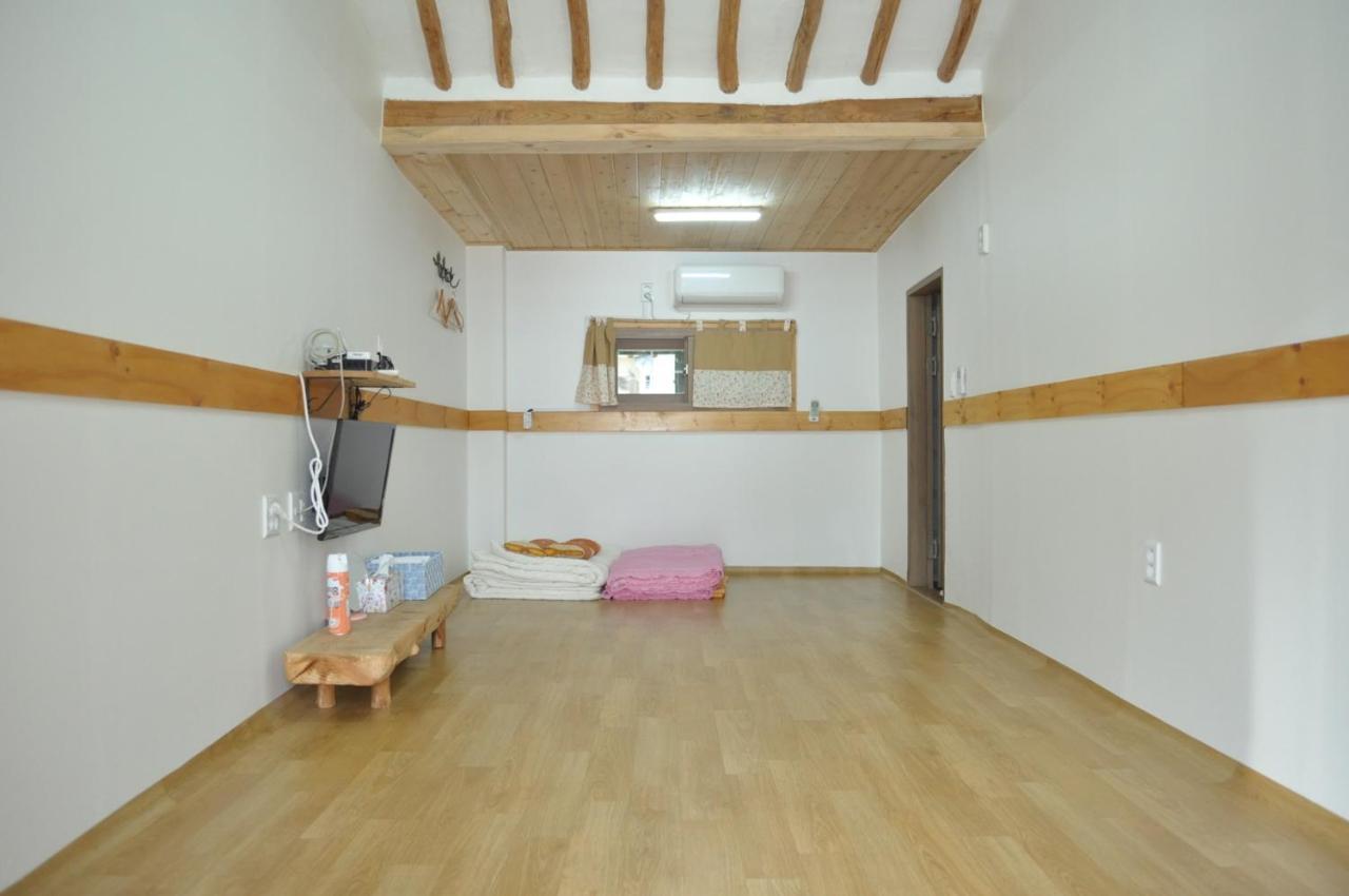 Jeonju Tosarang Guesthouse Bagian luar foto