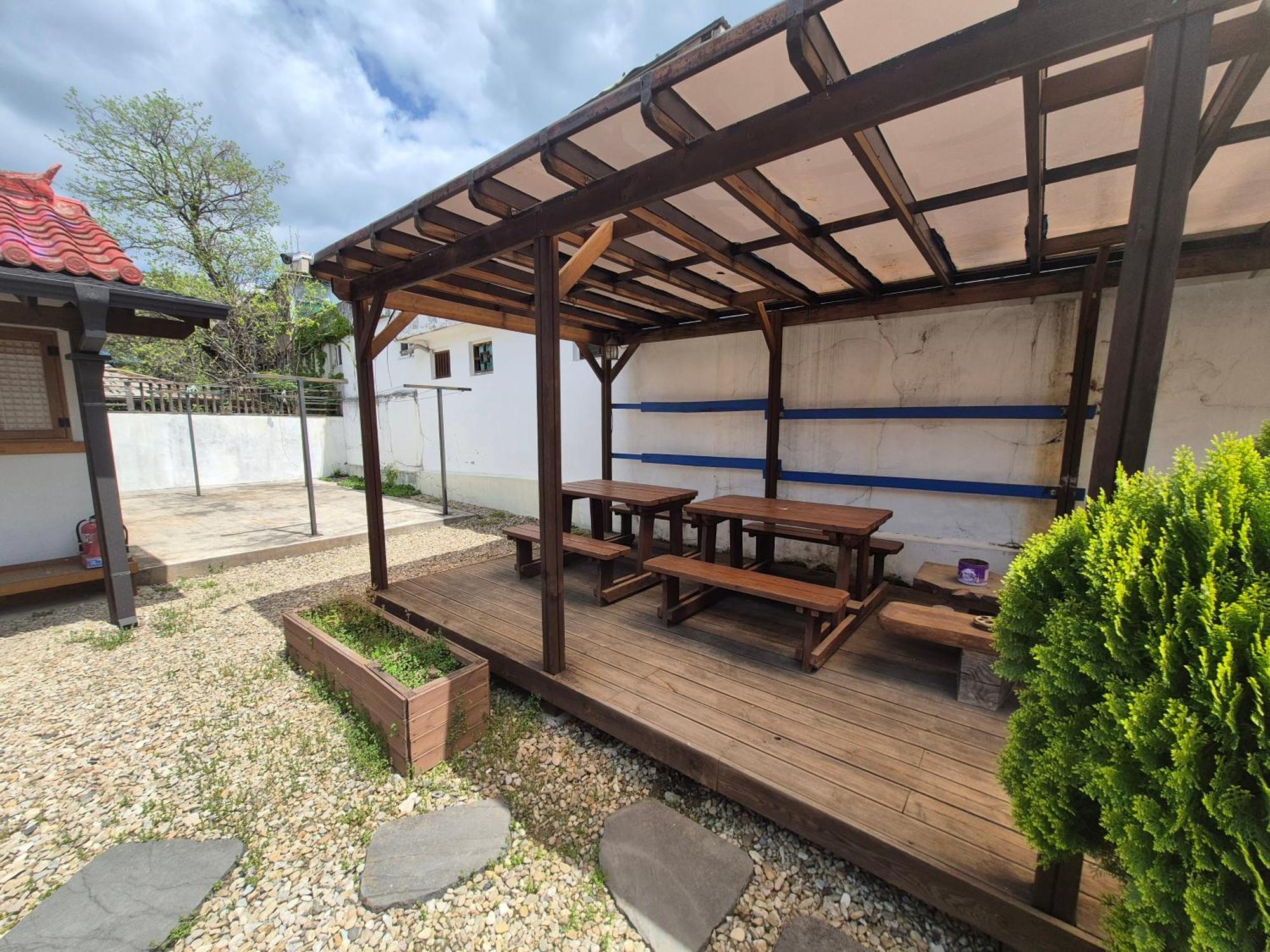 Jeonju Tosarang Guesthouse Bagian luar foto