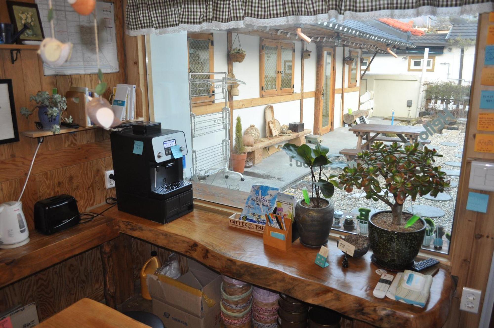 Jeonju Tosarang Guesthouse Bagian luar foto